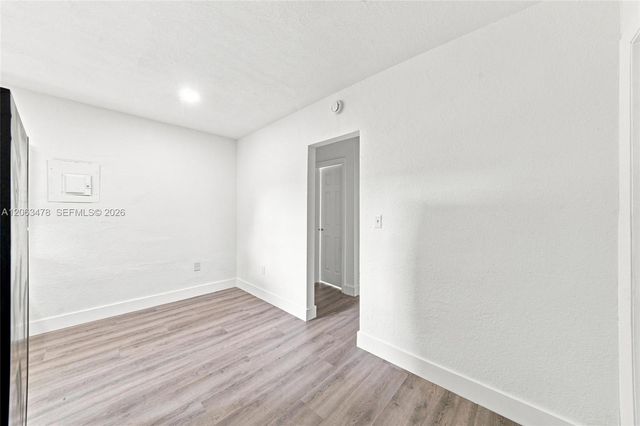 925 NW 69th St 2, Miami, FL 33150