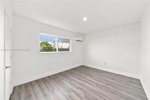 925 NW 69th St 2, Miami, FL 33150