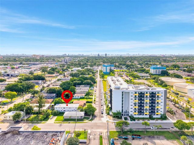 925 NW 69th St 2, Miami, FL 33150