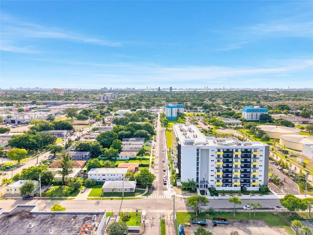 925 NW 69th St 2, Miami, FL 33150