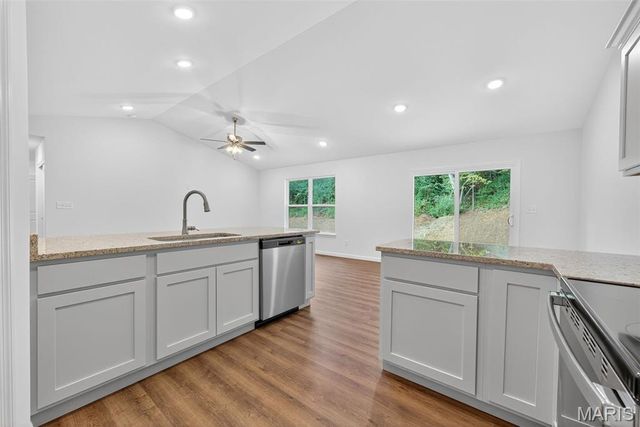 10967 Village Drive W, Foristell, MO 63348