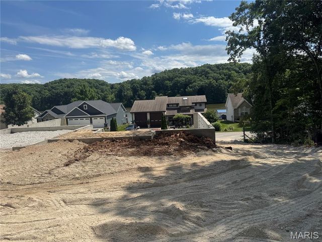 10967 Village Drive W, Foristell, MO 63348