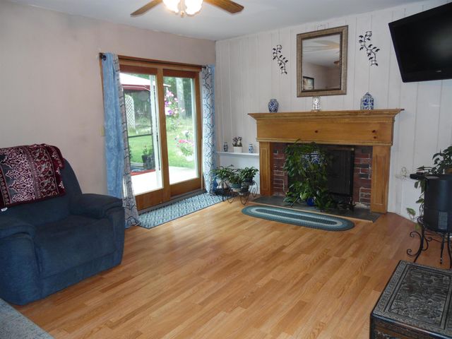 66 E Main Street, Rindge, NH 03461