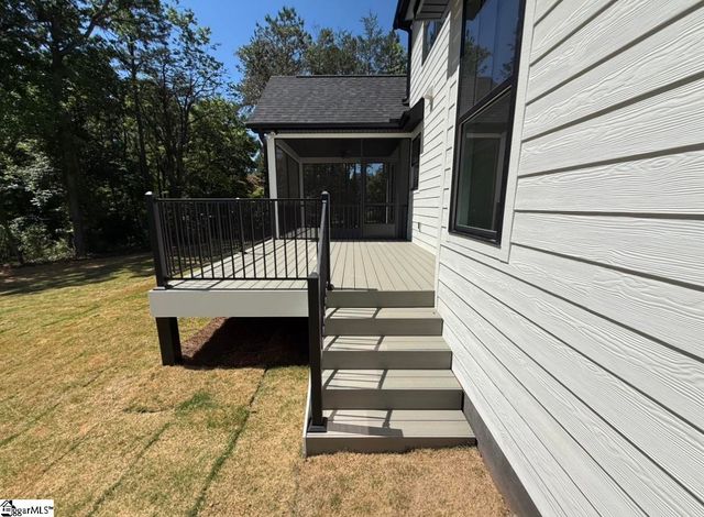 668 Flynn Road, Greer, SC 29651