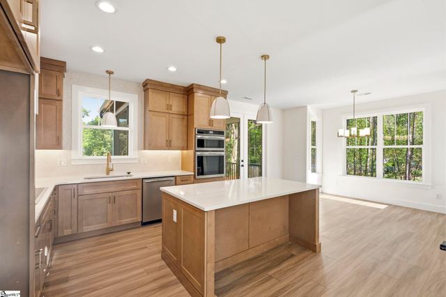 668 Flynn Road, Greer, SC 29651