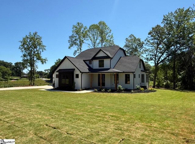 668 Flynn Road, Greer, SC 29651