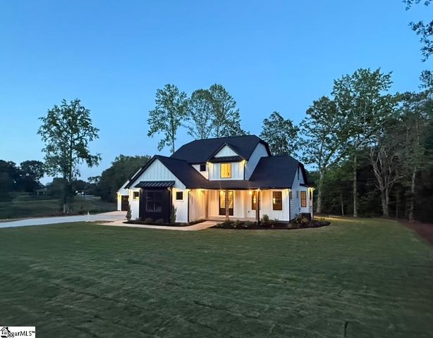 668 Flynn Road, Greer, SC 29651