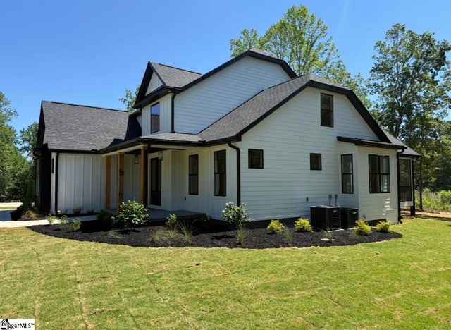 668 Flynn Road, Greer, SC 29651