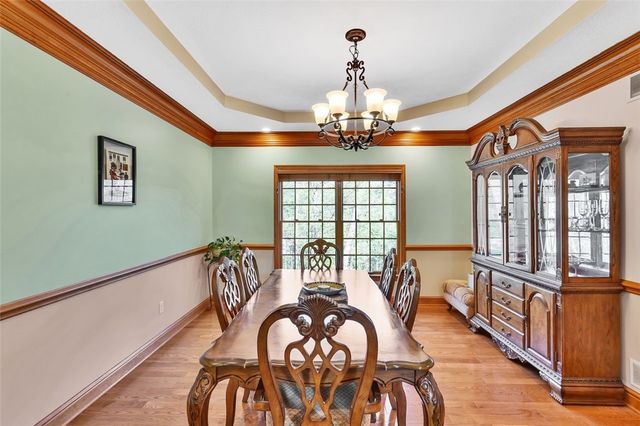 163 Oakview Dr, Cranberry Twp, PA 16066