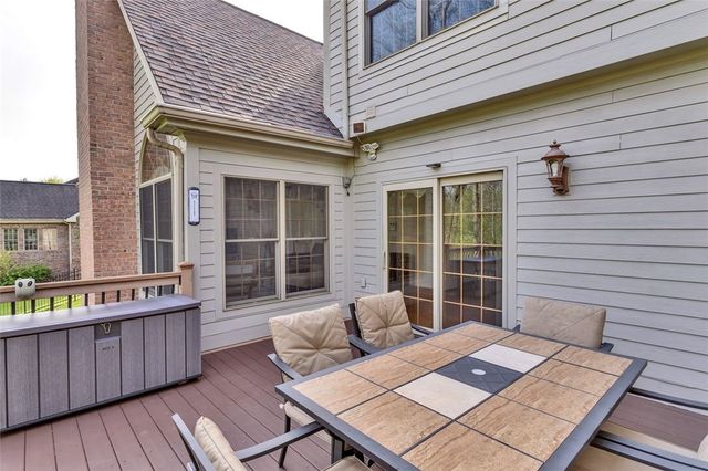 163 Oakview Dr, Cranberry Twp, PA 16066