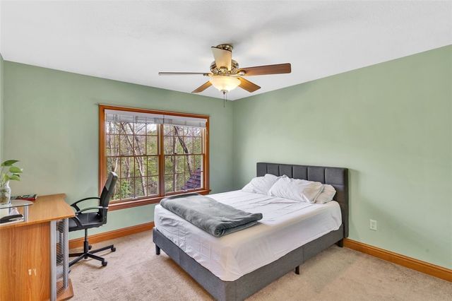 163 Oakview Dr, Cranberry Twp, PA 16066