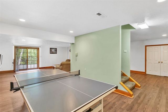 163 Oakview Dr, Cranberry Twp, PA 16066
