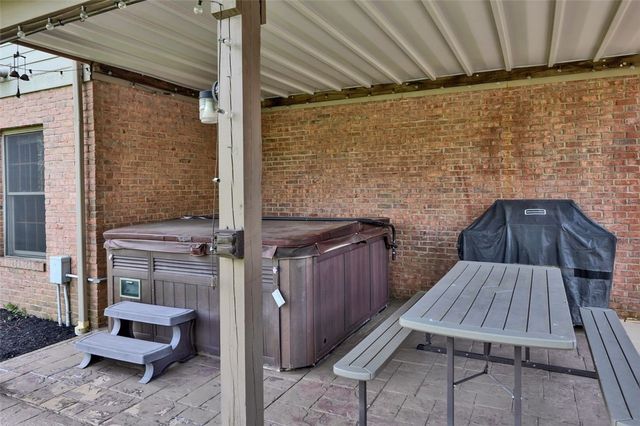 163 Oakview Dr, Cranberry Twp, PA 16066
