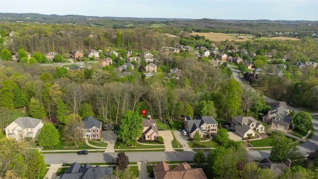 163 Oakview Dr, Cranberry Twp, PA 16066