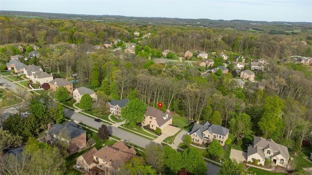 163 Oakview Dr, Cranberry Twp, PA 16066