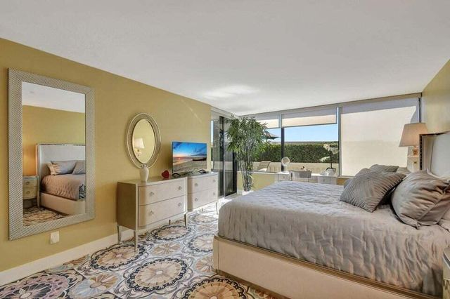 3590 S Ocean Boulevard 104, South Palm Beach, FL 33480