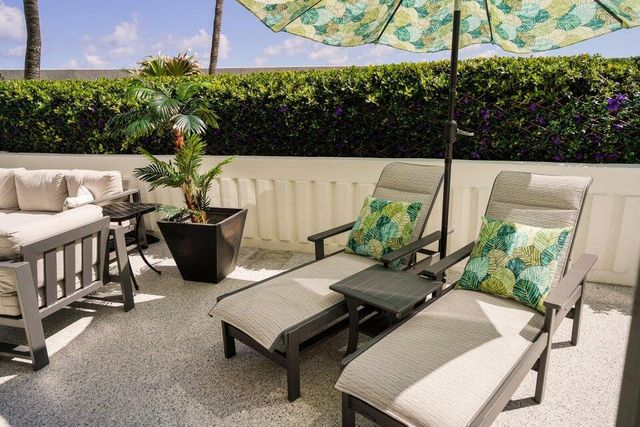 3590 S Ocean Boulevard 104, South Palm Beach, FL 33480