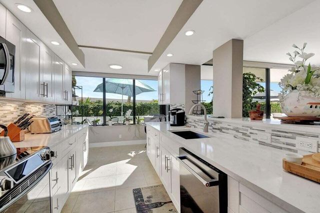 3590 S Ocean Boulevard 104, South Palm Beach, FL 33480