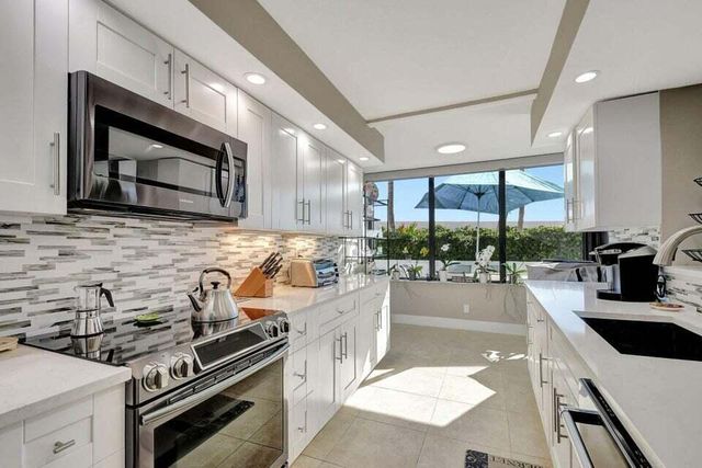3590 S Ocean Boulevard 104, South Palm Beach, FL 33480