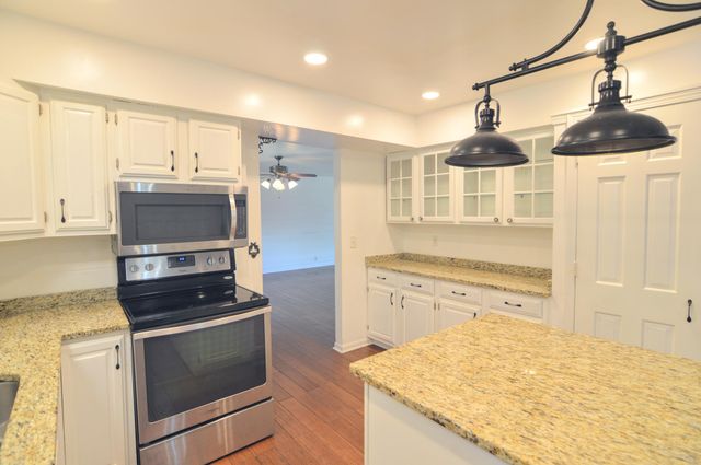 1376 Symbo Lane, Walton, KY 41094