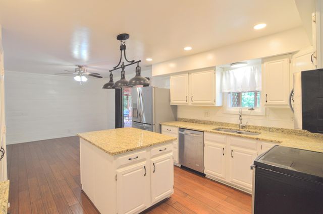 1376 Symbo Lane, Walton, KY 41094