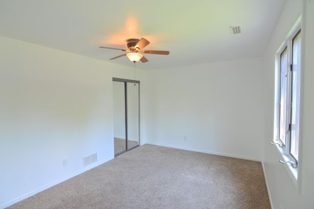 1376 Symbo Lane, Walton, KY 41094