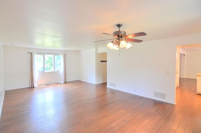 1376 Symbo Lane, Walton, KY 41094