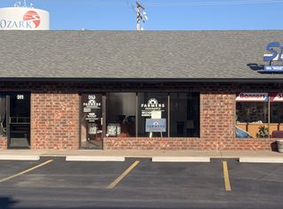 513 East South Street, Ozark, MO 65721