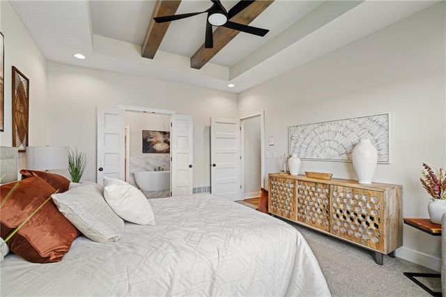 11221 S Sunray Drive, Olathe, KS 66061