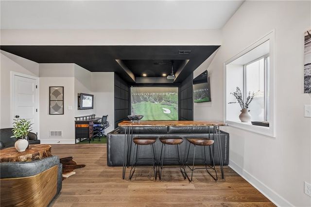 11221 S Sunray Drive, Olathe, KS 66061