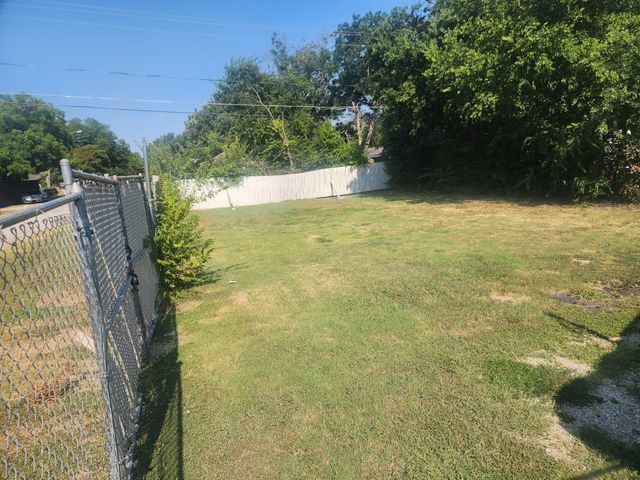 2847 S Marsalis Avenue, Dallas, TX 75216