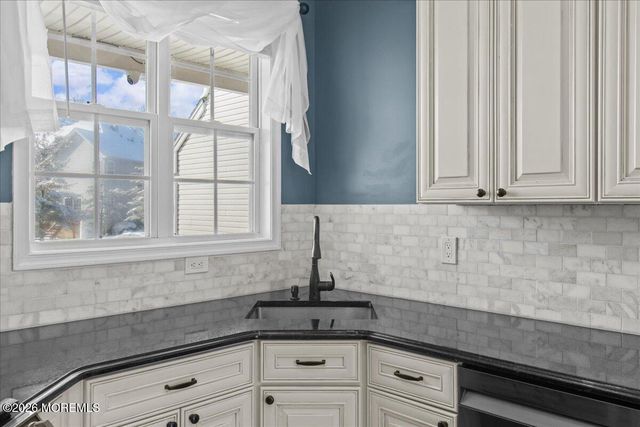 50 Frost Lane, East Windsor, NJ 08520