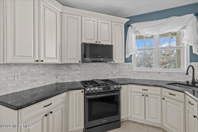 50 Frost Lane, East Windsor, NJ 08520