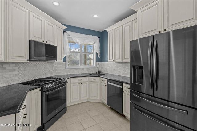 50 Frost Lane, East Windsor, NJ 08520