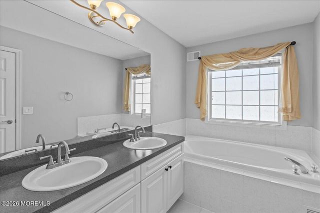 50 Frost Lane, East Windsor, NJ 08520