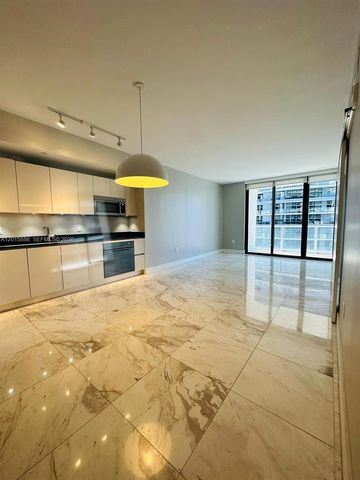 1010 Brickell Ave 4208, Miami, FL 33131