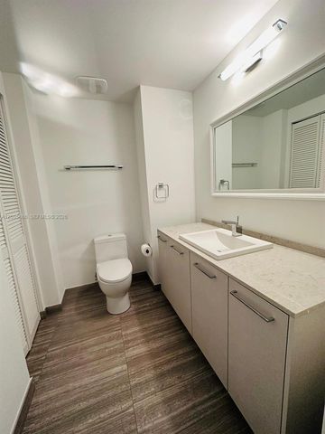 1010 Brickell Ave 4208, Miami, FL 33131