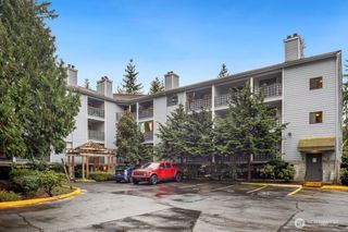 710 N 160th Street #B112, Shoreline, WA 98133