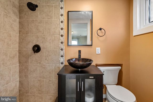 6203 TYBURN ST, Temple Hills, MD 20748