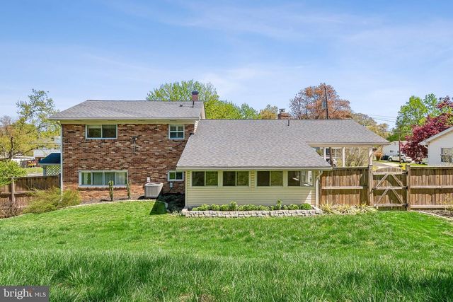 6203 TYBURN ST, Temple Hills, MD 20748