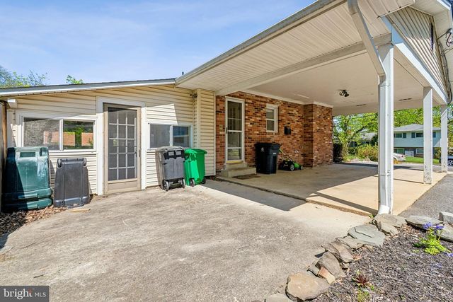 6203 TYBURN ST, Temple Hills, MD 20748