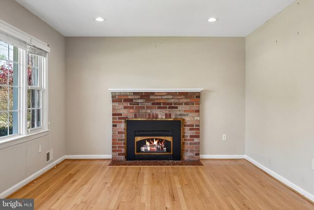 6203 TYBURN ST, Temple Hills, MD 20748