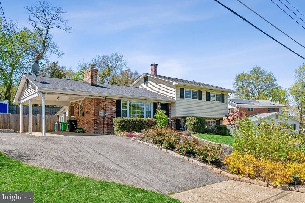 6203 TYBURN ST, Temple Hills, MD 20748