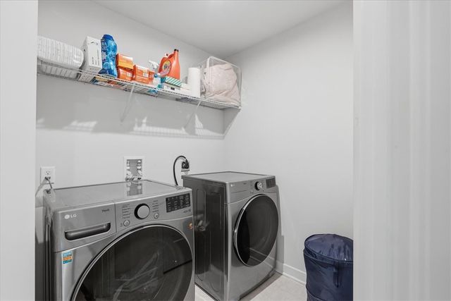 5203 Spruce Rd, Pine Twp, PA 15044