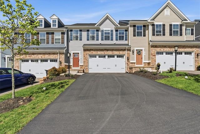 5203 Spruce Rd, Pine Twp, PA 15044