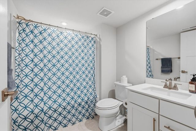 5203 Spruce Rd, Pine Twp, PA 15044