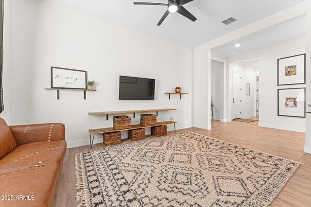 141 S 156TH Drive, Goodyear, AZ 85338