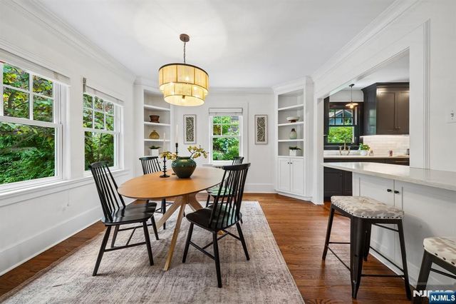 20 Euclid Place, Montclair, NJ 07042