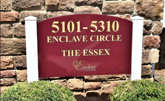 5301 Enclave Circle, Franklin Twp., NJ 08873