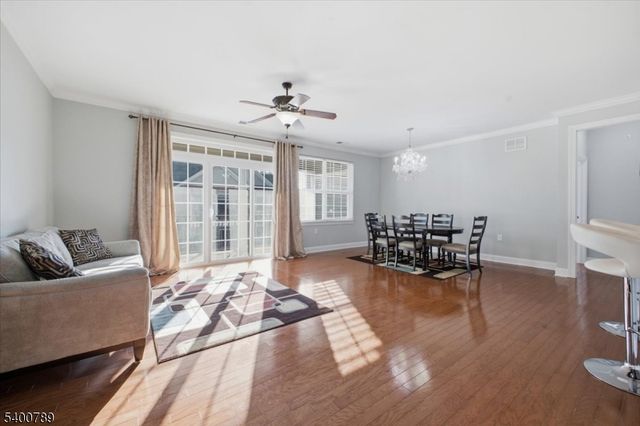 5301 Enclave Circle, Franklin Twp., NJ 08873